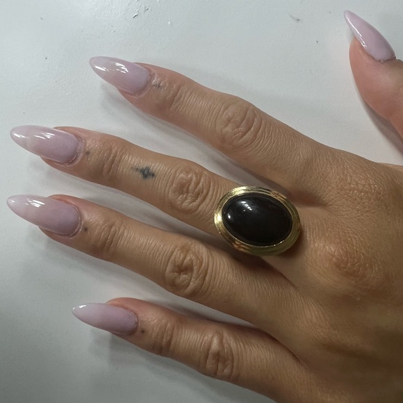 14K Yellow Gold & Black Onyx Large Oval Ring - Picture 3 of 10